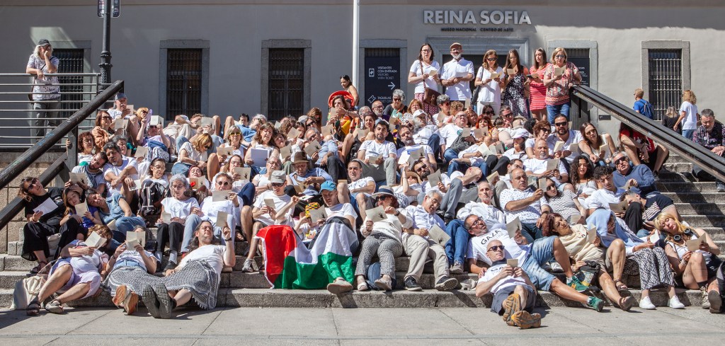 Versos contra el Genocidio: Homenaje a Refaat Alareer&nbsp;(1979-2023)