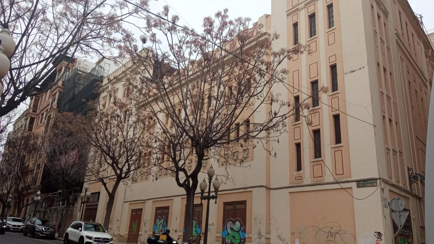 Reportaje | Los edificios de tu ciudad abandonados por las instituciones podrían ser autogestionados